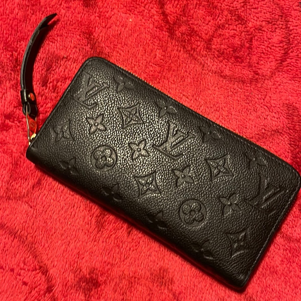 Genuinely used genuine, authentic Louis Vuitton, wallet, mint condition